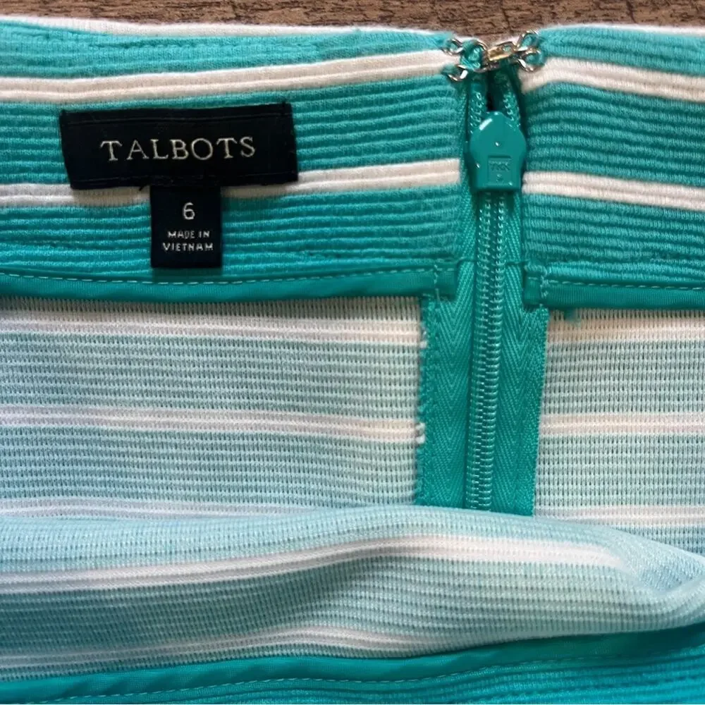 Talbots Turquoise White Textured Knit Skirt Pencil Pockets Womens Size 6 Mini